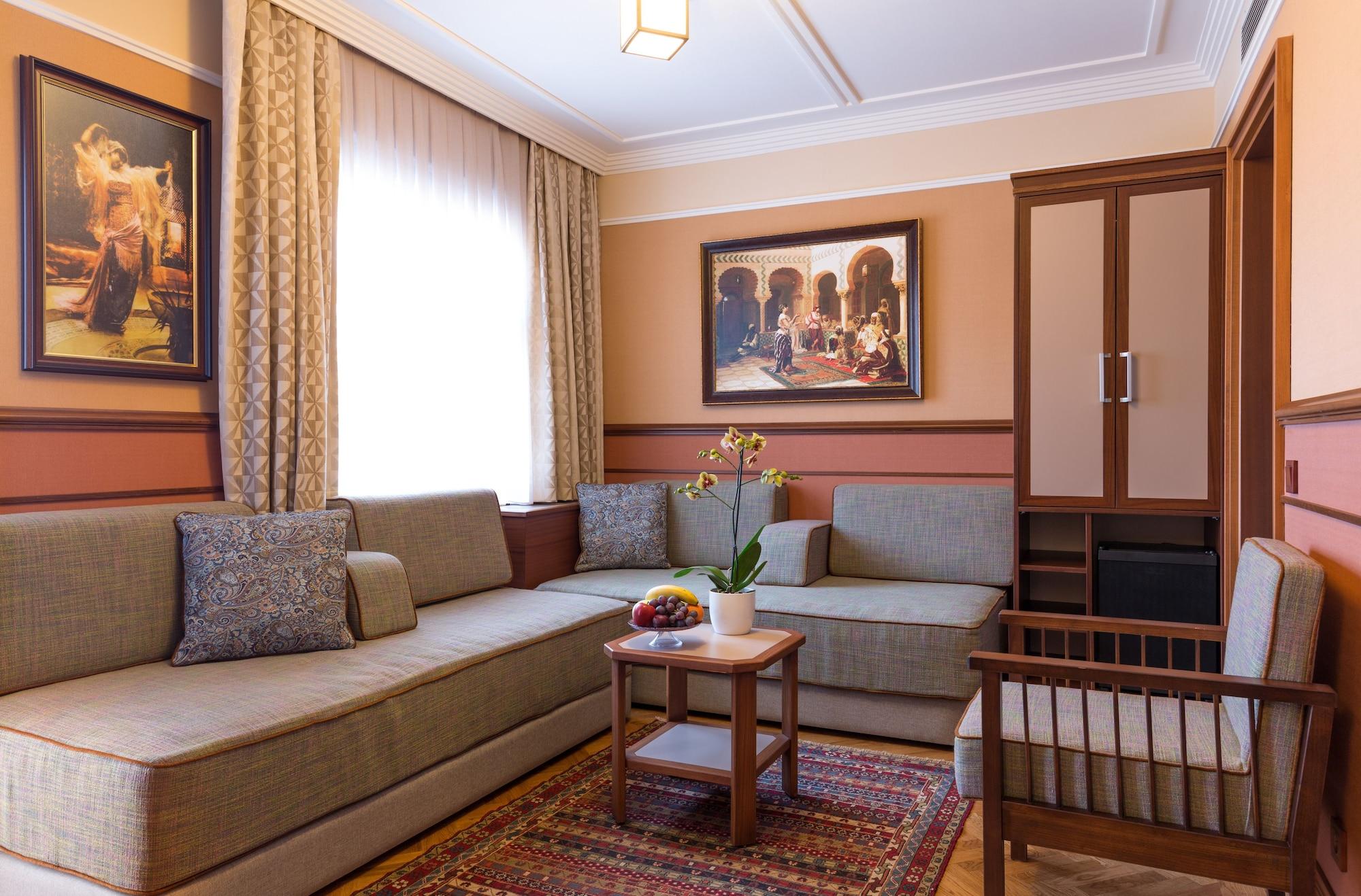 Lalahan Hotel Istanbul Bagian luar foto