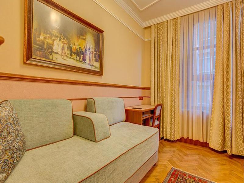 Lalahan Hotel Istanbul Bagian luar foto